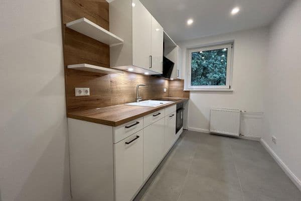 Pronájem bytu 2+1 50 m², Gartenstr., Neustadt am Rübenberge Pronájem bytu 2+1 50 m², Gartenstr., Neustadt am Rübenberge