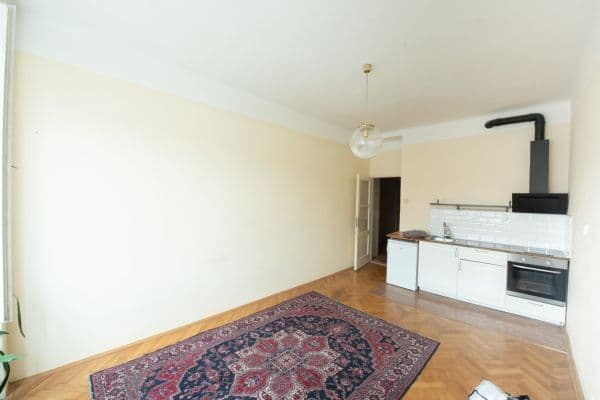Pronájem bytu Garsoniéra 30 m², Jugoslávských partyzánů, Praha Pronájem bytu Garsoniéra 30 m², Jugoslávských partyzánů, Praha