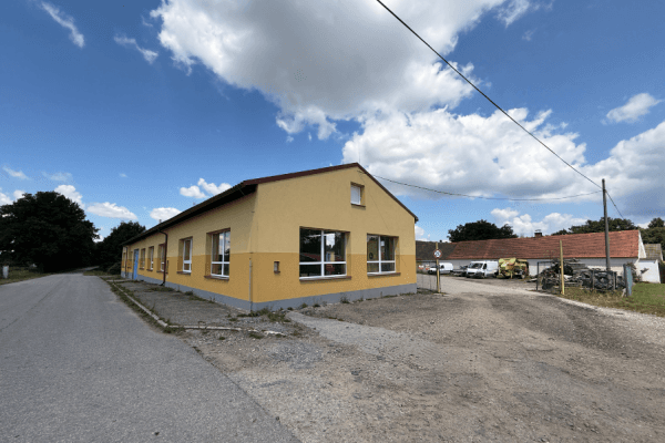 Prodej pozemku 7.027 m², Lišov Prodej pozemku 7.027 m², Lišov