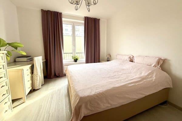 Prodej bytu 2+kk 66 m², Svitákova, Praha Prodej bytu 2+kk 66 m², Svitákova, Praha