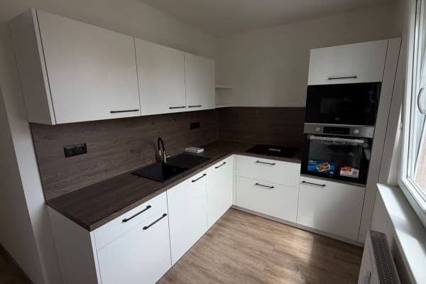 Pronájem bytu 2+1 51 m², Hutnická, Most, Ústecký kraj Pronájem bytu 2+1 51 m², Hutnická, Most, Ústecký kraj