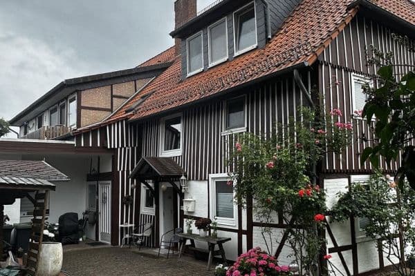 Pronájem bytu 5+1 135 m², Wolfsburg-Ehmen Pronájem bytu 5+1 135 m², Wolfsburg-Ehmen