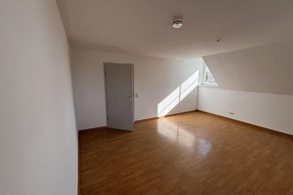 Pronájem bytu 2+1 70 m², Dora-Helene-Str. 1, Lobstädt Pronájem bytu 2+1 70 m², Dora-Helene-Str. 1, Lobstädt