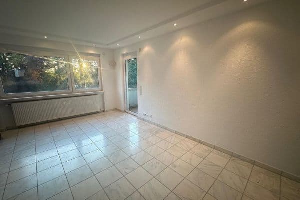Pronájem bytu 3+1 77 m², Nürtingen Pronájem bytu 3+1 77 m², Nürtingen