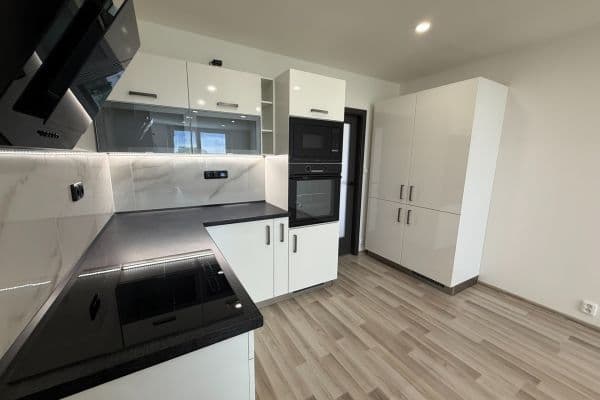 Prodej bytu 3+kk 60 m², Brandlova, Hodonín, Jihomoravský kraj Prodej bytu 3+kk 60 m², Brandlova, Hodonín, Jihomoravský kraj