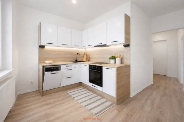 Pronájem bytu 3+1 66 m², Žákovská, Havířov, Moravskoslezský kraj Pronájem bytu 3+1 66 m², Žákovská, Havířov, Moravskoslezský kraj
