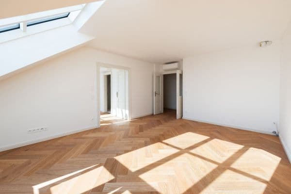 Prodej bytu 2+kk 59 m², Polská, Praha Prodej bytu 2+kk 59 m², Polská, Praha