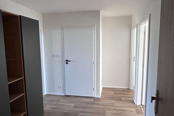Pronájem bytu 3+kk 73 m², Markušova, Praha Pronájem bytu 3+kk 73 m², Markušova, Praha