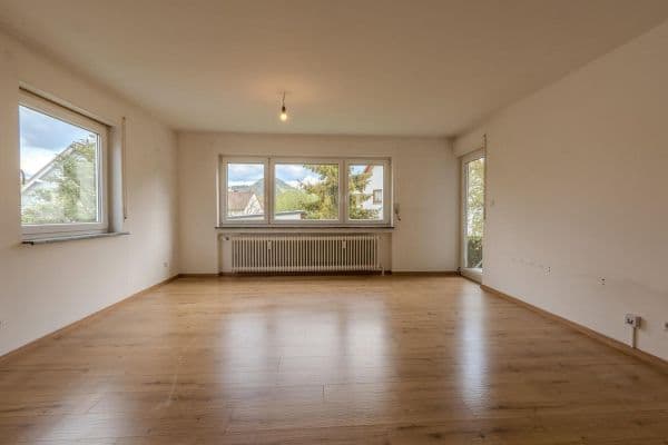Pronájem bytu 2+1 65 m², Grüner Weg 33, Reutlingen-Sondelfingen Pronájem bytu 2+1 65 m², Grüner Weg 33, Reutlingen-Sondelfingen