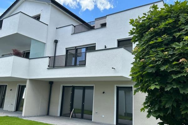 Pronájem bytu 3+1 91 m², Schloß Holte-Stukenbrock Pronájem bytu 3+1 91 m², Schloß Holte-Stukenbrock