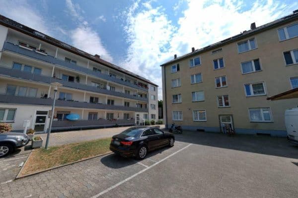 Prodej bytu 3+1 65 m², Karl-Strunkmann-Weg 2, Bielefeld Prodej bytu 3+1 65 m², Karl-Strunkmann-Weg 2, Bielefeld