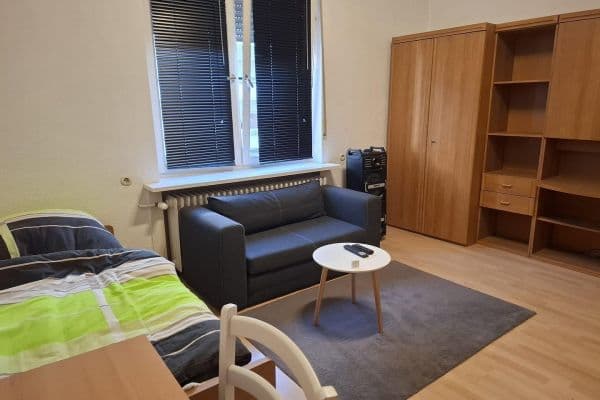 Pronájem bytu 1+1 23 m², Mollstr. 27, Mannheim Pronájem bytu 1+1 23 m², Mollstr. 27, Mannheim