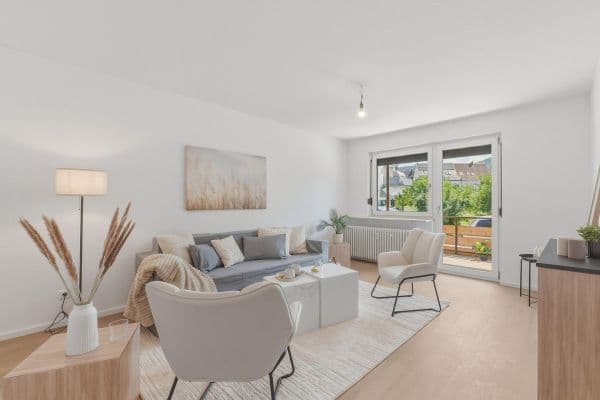 Pronájem bytu 3+1 85 m², Brühlstr. 13, Beuren Pronájem bytu 3+1 85 m², Brühlstr. 13, Beuren