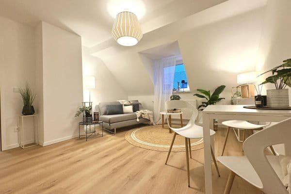 Pronájem bytu 2+kk 53 m², Wusthoffstraße 11, Essen Pronájem bytu 2+kk 53 m², Wusthoffstraße 11, Essen