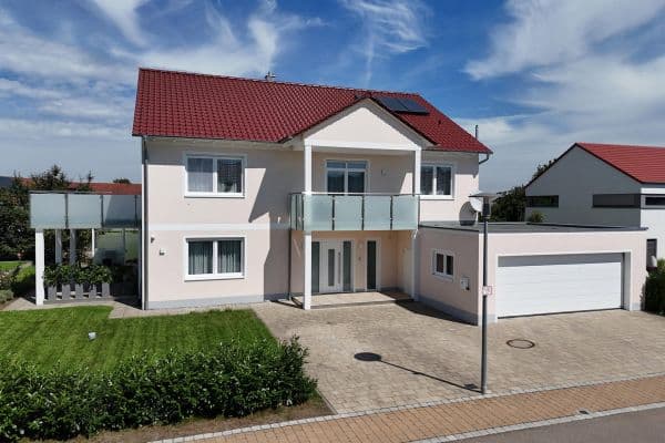 Prodej domu 390 m², pozemek 727 m², Satteldorf Prodej domu 390 m², pozemek 727 m², Satteldorf