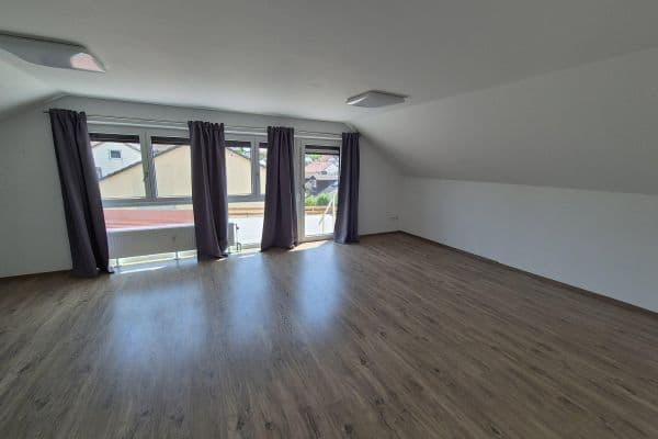 Pronájem bytu 3+1 75 m², Nandlstadt, Bavorsko Pronájem bytu 3+1 75 m², Nandlstadt, Bavorsko