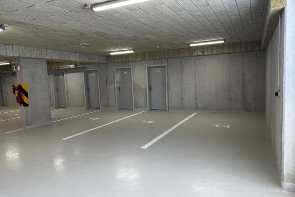 Pronájem garáže 15 m², Pardubice Pronájem garáže 15 m², Pardubice