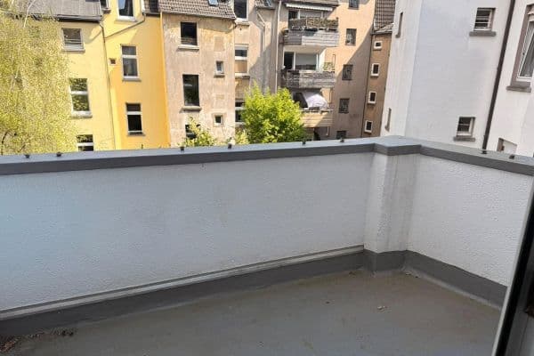 Pronájem bytu 3+1 65 m², Hobeisenstr., Essen Pronájem bytu 3+1 65 m², Hobeisenstr., Essen