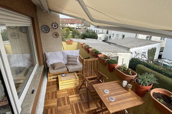 Prodej bytu 3+kk 90 m², Mörikestrasse 16, Ehningen Prodej bytu 3+kk 90 m², Mörikestrasse 16, Ehningen