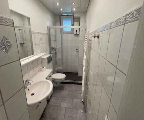 Pronájem bytu 3+1 75 m², Wittenbergstr. 58, Essen, Severní Porýní-Vestfálsko Pronájem bytu 3+1 75 m², Wittenbergstr. 58, Essen, Severní Porýní-Vestfálsko