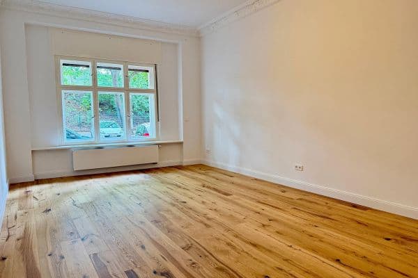Prodej bytu 4+1 138 m², Rönnestraße 4, Berlin, Berlín Prodej bytu 4+1 138 m², Rönnestraße 4, Berlin, Berlín