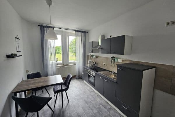 Pronájem bytu 4+1 107 m², Ascher Str. 15, Hof, Bavorsko Pronájem bytu 4+1 107 m², Ascher Str. 15, Hof, Bavorsko