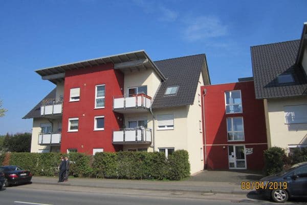 Pronájem bytu 4+1 97 m², Eidinghauser Str. 25, Bad Oeynhausen Pronájem bytu 4+1 97 m², Eidinghauser Str. 25, Bad Oeynhausen