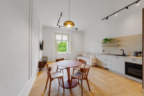 Pronájem bytu 2+kk 50 m², Karlínské náměstí, Praha Pronájem bytu 2+kk 50 m², Karlínské náměstí, Praha