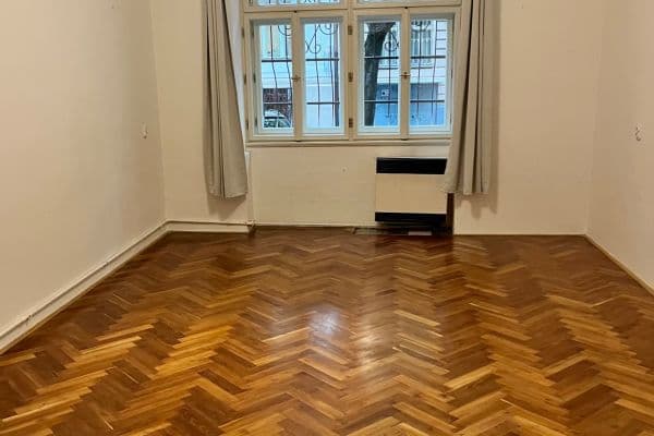 Pronájem bytu 2+kk 50 m², Lužická, Praha Pronájem bytu 2+kk 50 m², Lužická, Praha