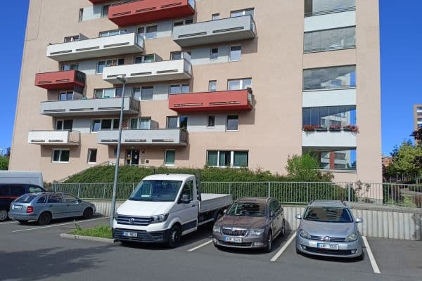 Pronájem bytu 1+kk 28 m², Mantovská, Praha Pronájem bytu 1+kk 28 m², Mantovská, Praha