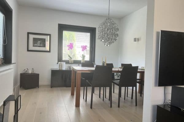 Prodej domu 87 m², pozemek 420 m², Norderstedt Prodej domu 87 m², pozemek 420 m², Norderstedt