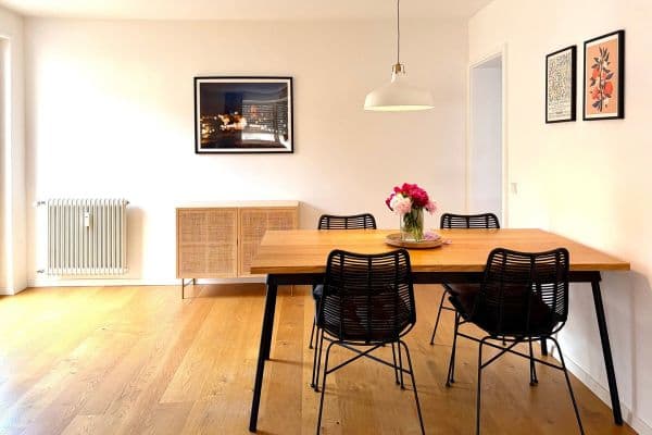 Prodej bytu 4+1 97 m², Stuttgart, Bádensko-Württembersko Prodej bytu 4+1 97 m², Stuttgart, Bádensko-Württembersko
