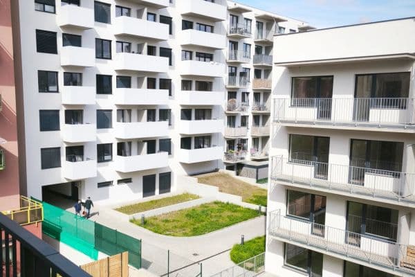 Pronájem bytu 1+kk 34 m², Spolková, Brno Pronájem bytu 1+kk 34 m², Spolková, Brno