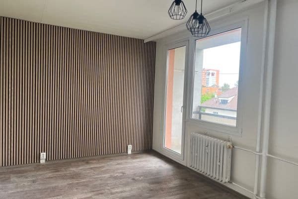 Pronájem bytu 2+1 60 m², Údolní, Praha Pronájem bytu 2+1 60 m², Údolní, Praha