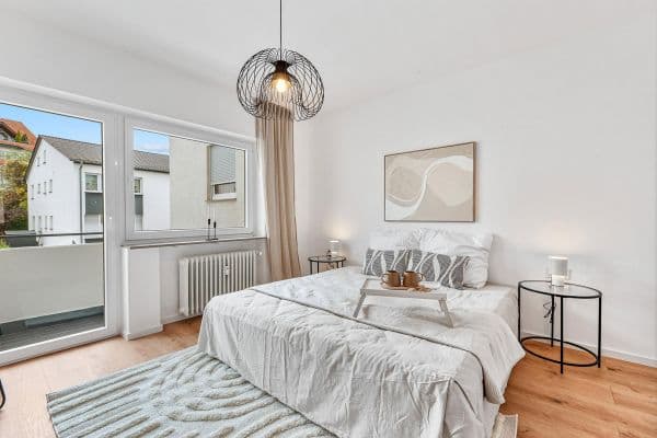 Prodej bytu 3+1 75 m², Leonberg Prodej bytu 3+1 75 m², Leonberg