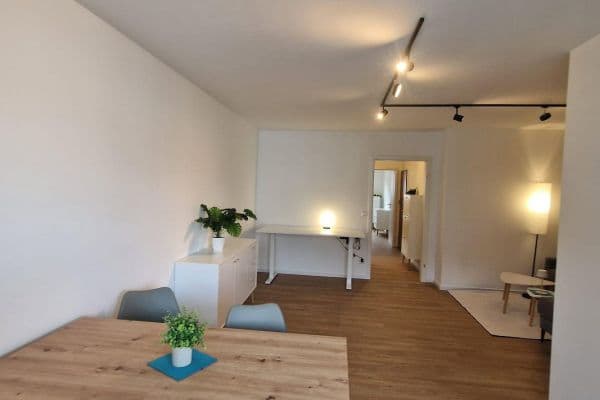 Pronájem bytu 2+kk 55 m², Emilienstr. 6, Nürnberg, Bavorsko Pronájem bytu 2+kk 55 m², Emilienstr. 6, Nürnberg, Bavorsko