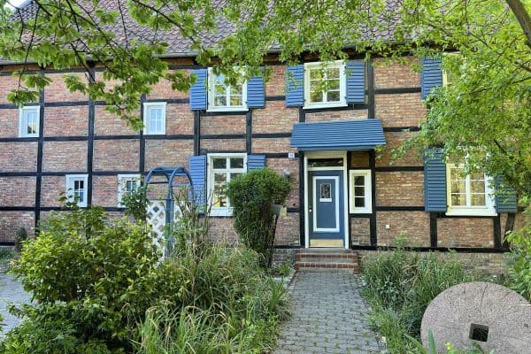 Prodej domu 163 m², pozemek 580 m², Urnenfeldstraße 13, Hamm OT Sandbochum Prodej domu 163 m², pozemek 580 m², Urnenfeldstraße 13, Hamm OT Sandbochum