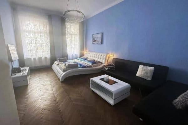 Pronájem bytu 2+1 66 m², Voroněžská, Praha Pronájem bytu 2+1 66 m², Voroněžská, Praha