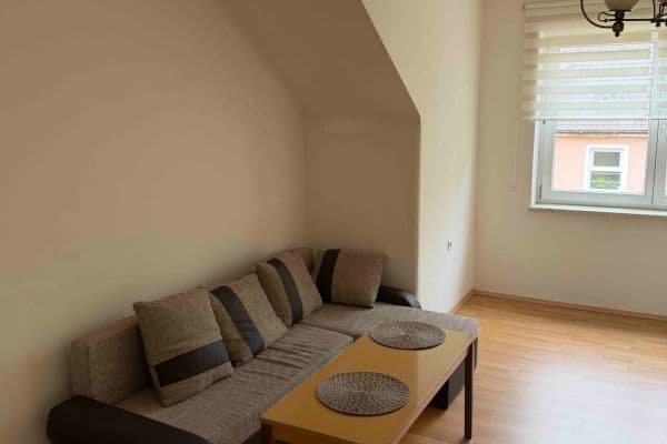 Pronájem bytu 2+1 40 m², Klicperova, Olomouc Pronájem bytu 2+1 40 m², Klicperova, Olomouc