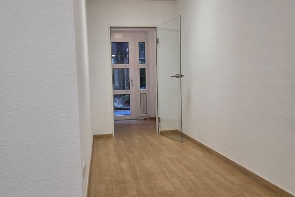 Pronájem bytu 4+1 114 m², Höhenstraße 25, Düsseldorf, Severní Porýní-Vestfálsko Pronájem bytu 4+1 114 m², Höhenstraße 25, Düsseldorf, Severní Porýní-Vestfálsko