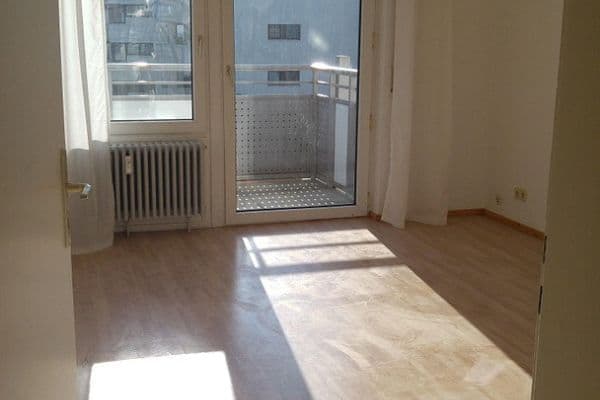 Pronájem bytu 2+1 62 m², Tulpenstr, Stuttgart Pronájem bytu 2+1 62 m², Tulpenstr, Stuttgart