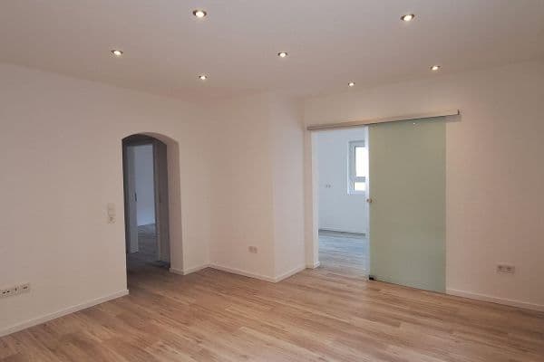 Pronájem bytu 2+1 61 m², Mannheim, Bádensko-Württembersko Pronájem bytu 2+1 61 m², Mannheim, Bádensko-Württembersko