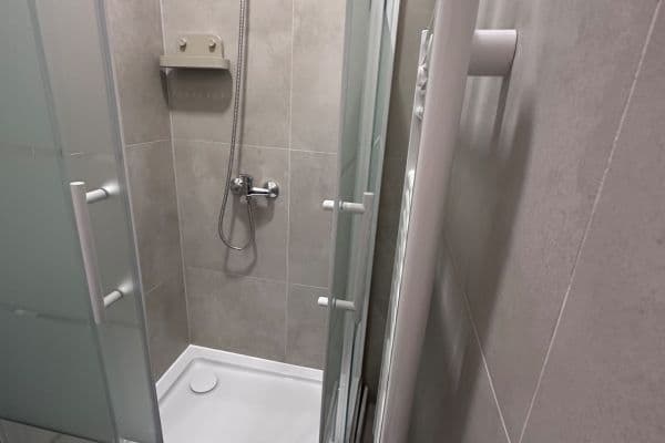 Pronájem bytu 1+kk 27 m², Podolská, Praha Pronájem bytu 1+kk 27 m², Podolská, Praha