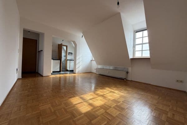 Pronájem bytu 2+kk 51 m², Winnenden Pronájem bytu 2+kk 51 m², Winnenden