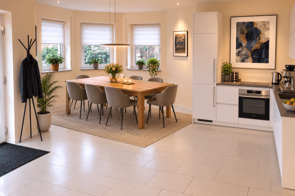 Prodej bytu 2+1 68 m², Bergstr. 18, Burgrieden Prodej bytu 2+1 68 m², Bergstr. 18, Burgrieden
