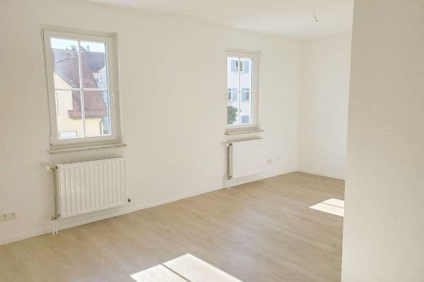 Pronájem bytu 1+1 33 m², Tübingen Pronájem bytu 1+1 33 m², Tübingen