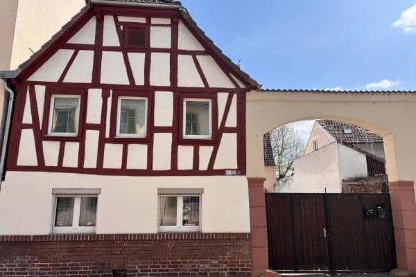 Prodej domu 146 m², pozemek 198 m², Flörsheim am Main Prodej domu 146 m², pozemek 198 m², Flörsheim am Main