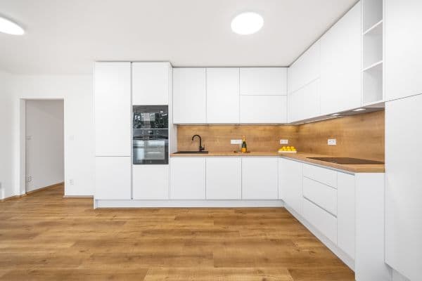 Prodej bytu 3+kk 74 m², Žandovská, Praha Prodej bytu 3+kk 74 m², Žandovská, Praha