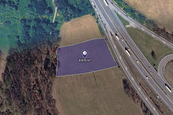 Prodej pozemku 6.670 m², Mirošovice Prodej pozemku 6.670 m², Mirošovice