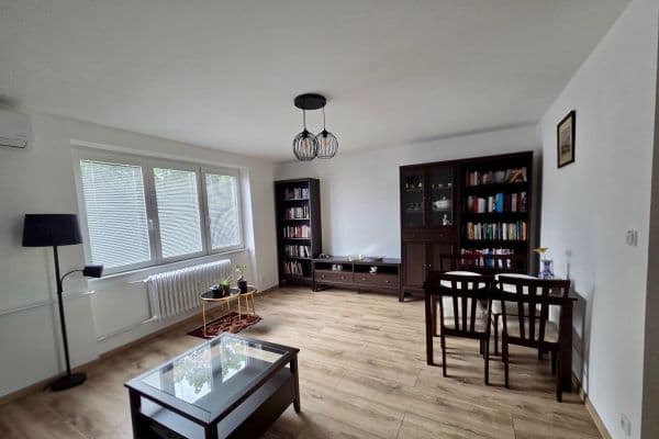 Pronájem bytu 3+kk 63 m², Jungmannova, Český Brod Pronájem bytu 3+kk 63 m², Jungmannova, Český Brod